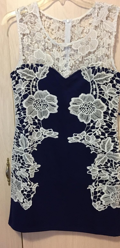 Venus Dress Medium (Excellent condition!)